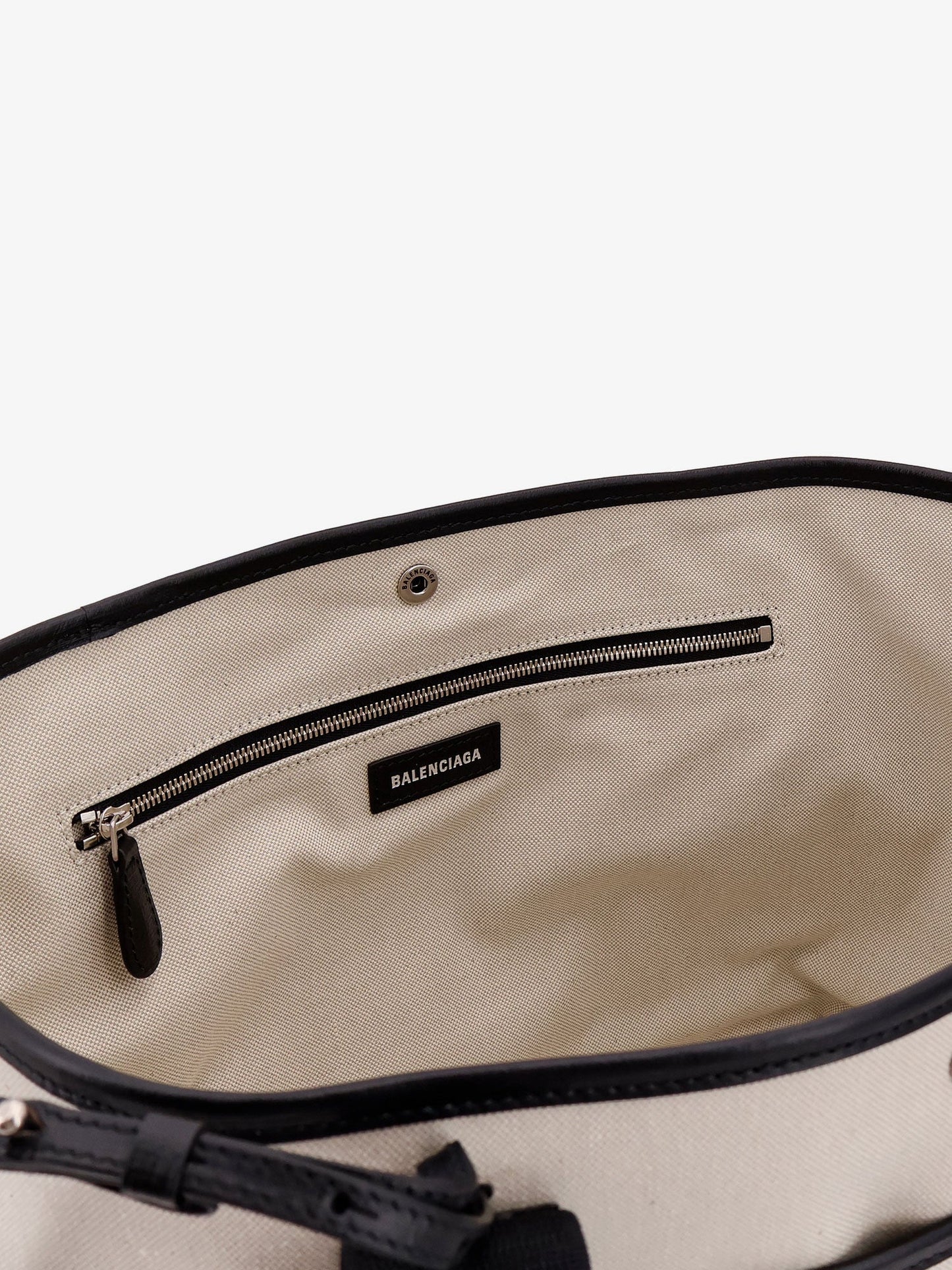 Balenciaga Woman Balenciaga Woman Neutrals Shoulder Bags