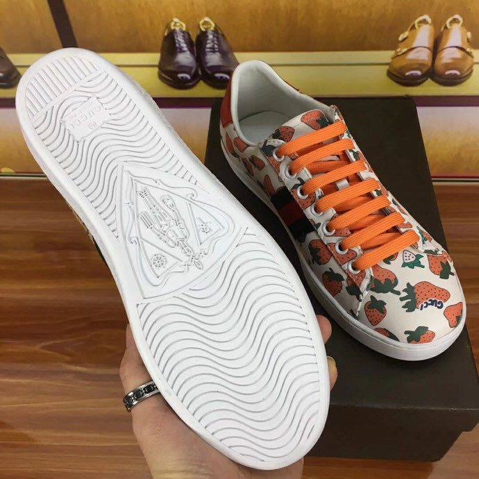GLM-GCI Ace Strawberry Sneaker 020