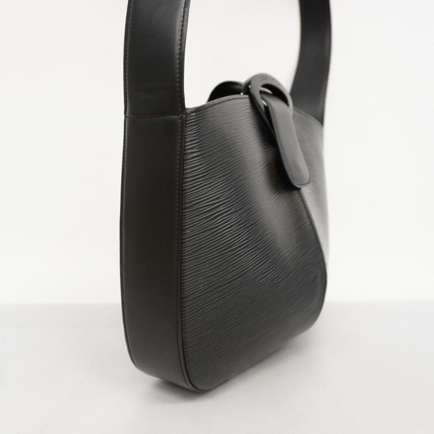 Louis Vuitton Rêverie Leather Shoulder Bag ()