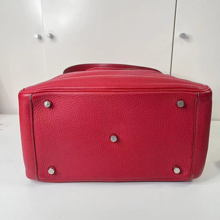 Hermès Maroon Color Lindy Bag