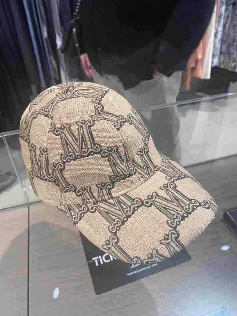 Max Mara Beige M Logo Baseball Hat Size:58, Brand New