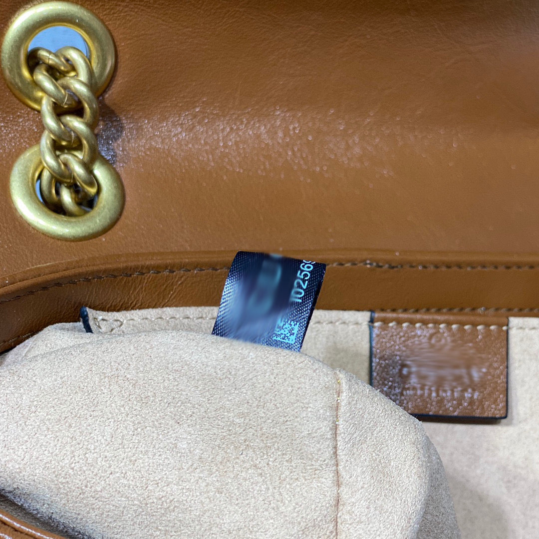 GC181 HIGHEST QUALITY VERSION Small:8.7x5.1x2.4inch Medium:10.2x5.9x2.9inch