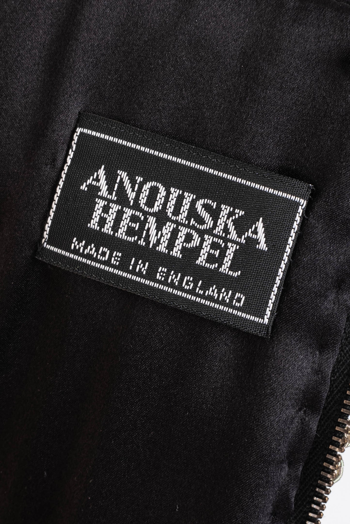 Haut / bustier en laine brodée Anouska Hempel