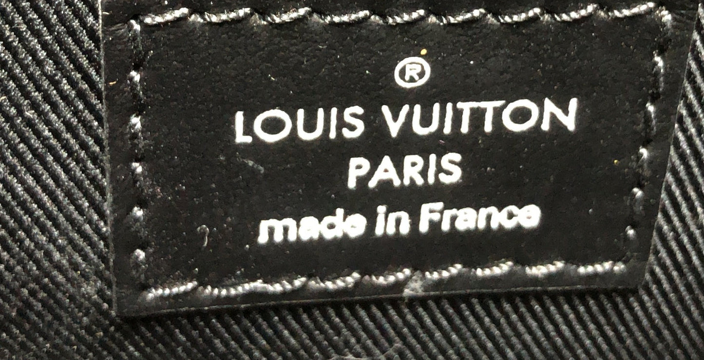 Louis Vuitton Steamer Wearable Wallet Graffiti Monogram Eclipse Canvas