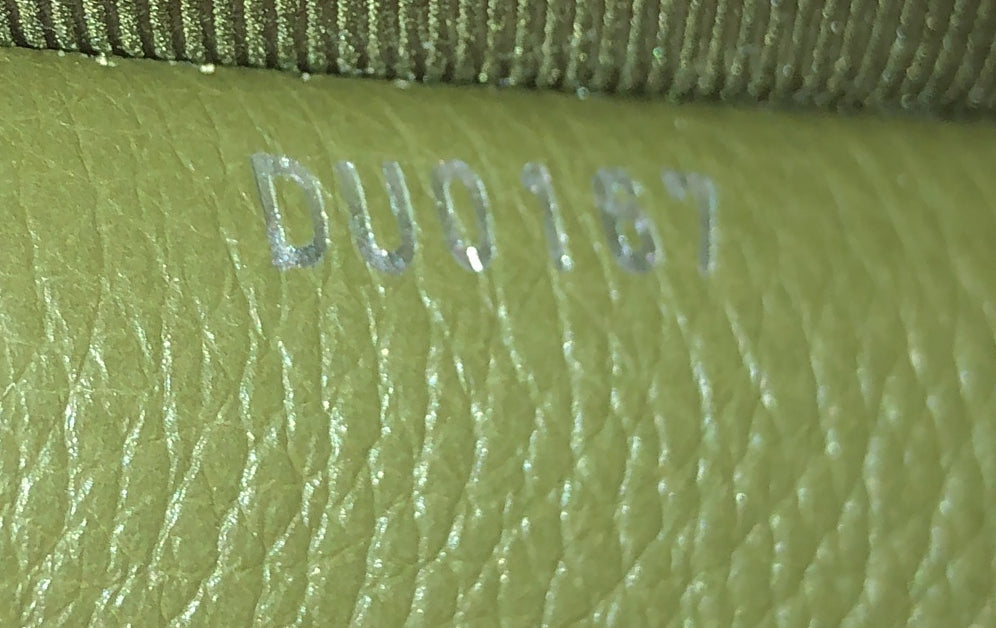 Louis Vuitton Lockme II Handbag Leather BB