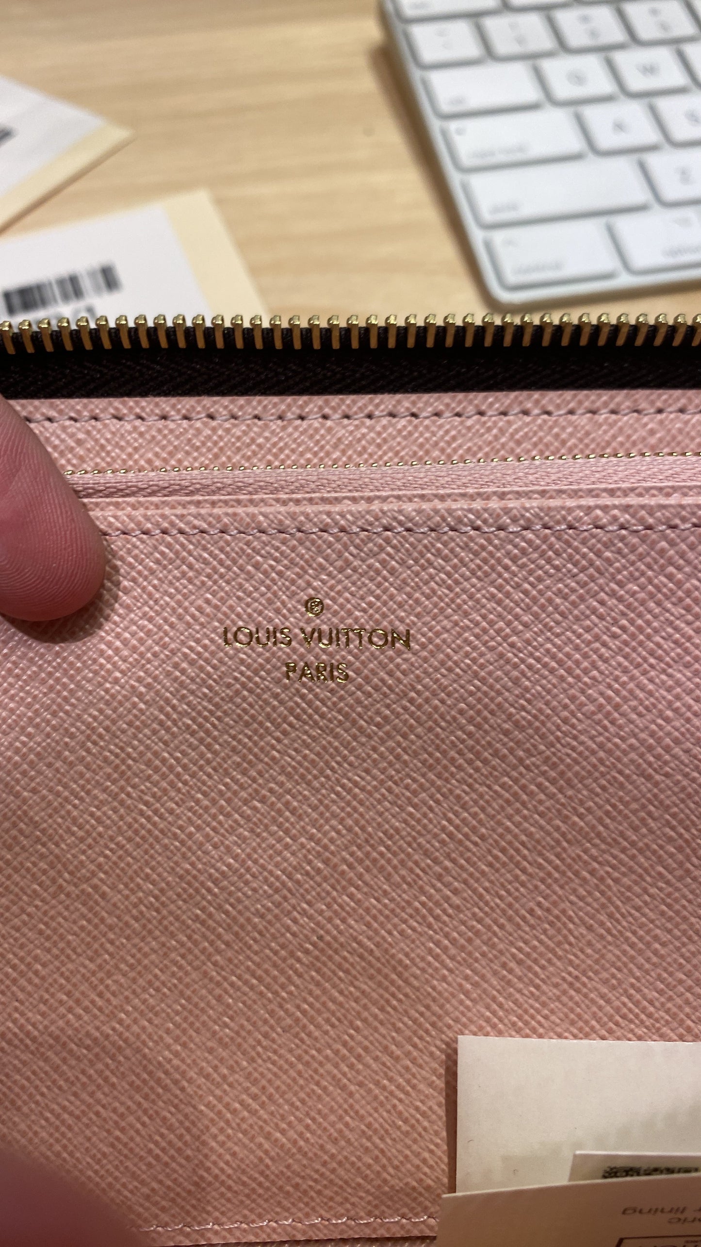 Louis Vuitton Zippy Wallet Monogram Canvas
