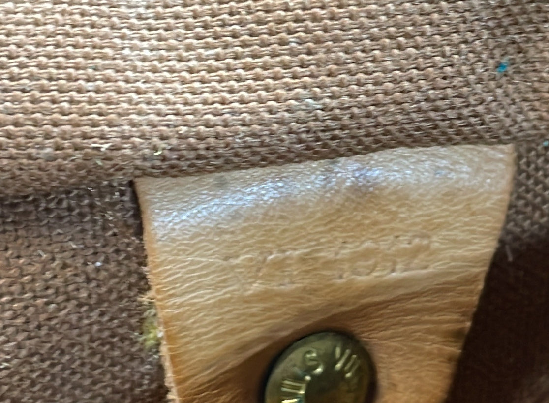 Louis Vuitton Speedy Handbag Monogram Canvas 30