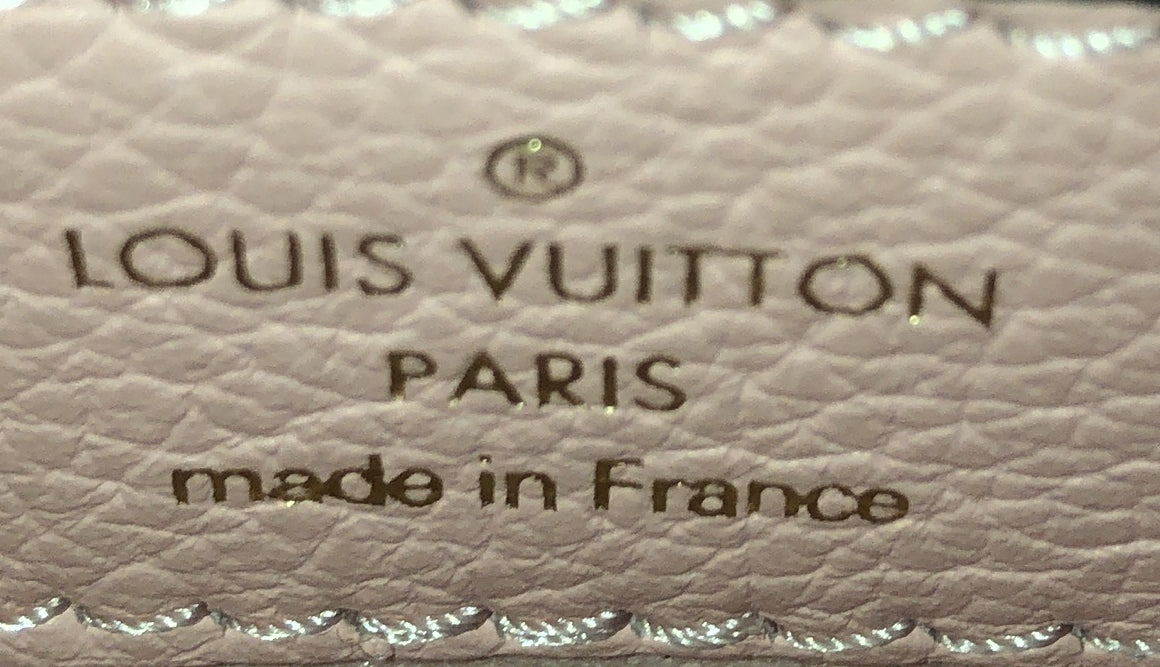 Louis Vuitton Lockme Tender Handbag Leather