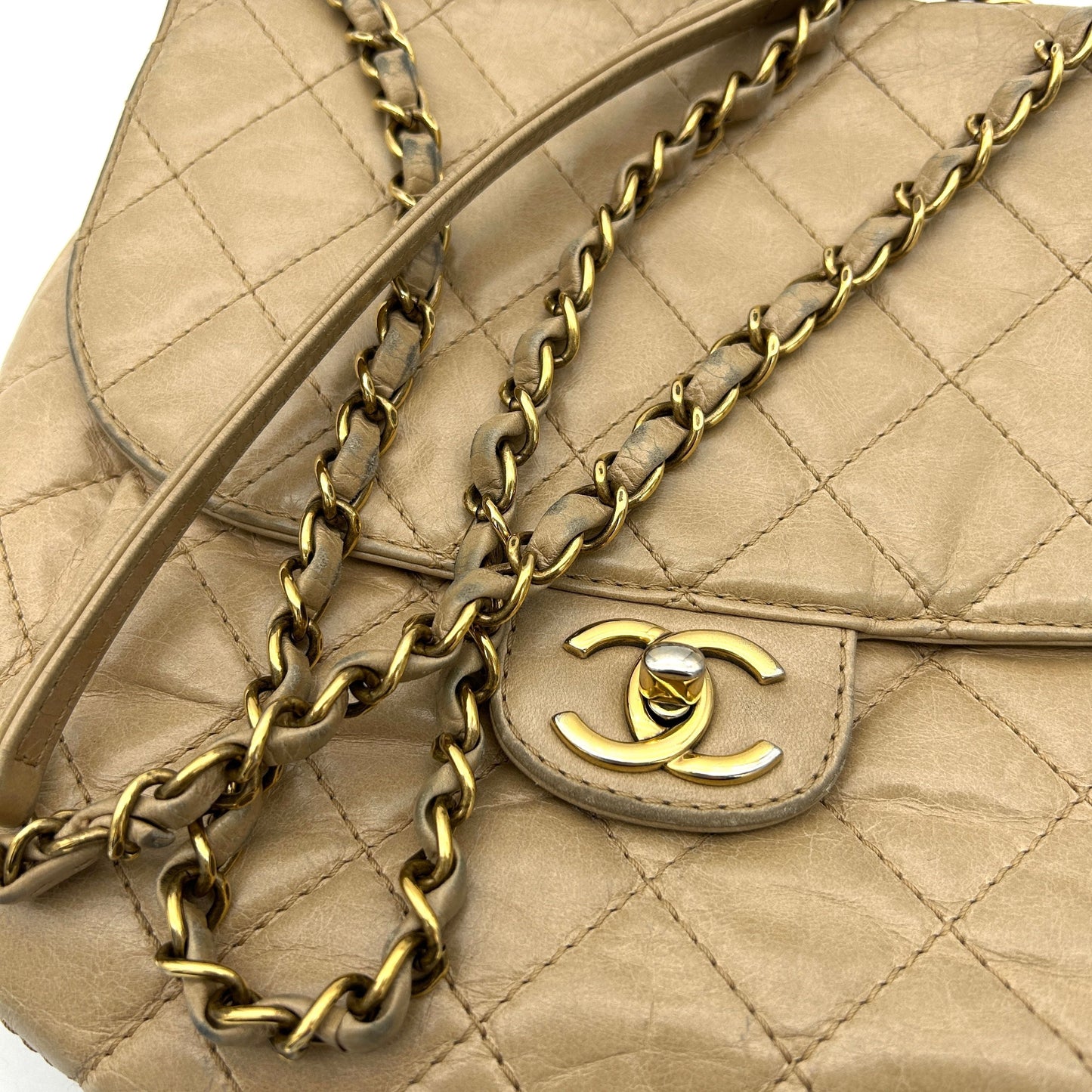 CHANEL Glazed Calfskin Quilted Bubble CC Flap Crossbody Bag LA19636