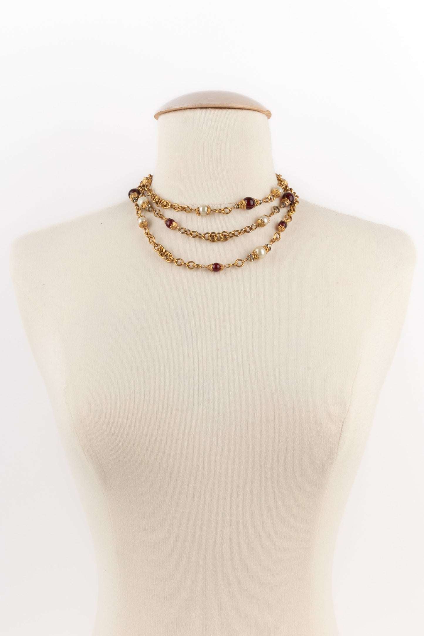 Collier / sautoir Chanel