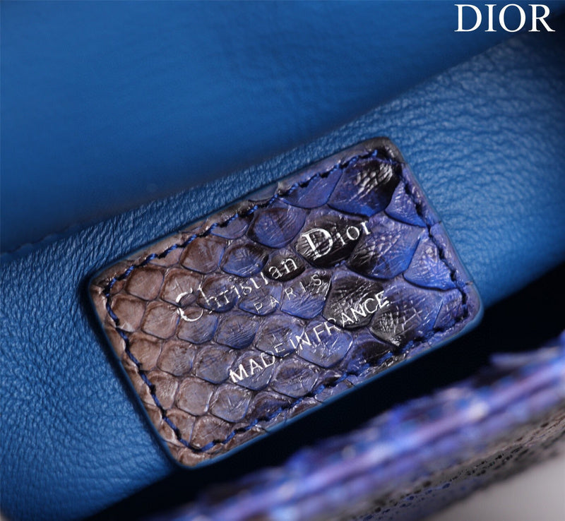 GLM - Dir Bags - 1703