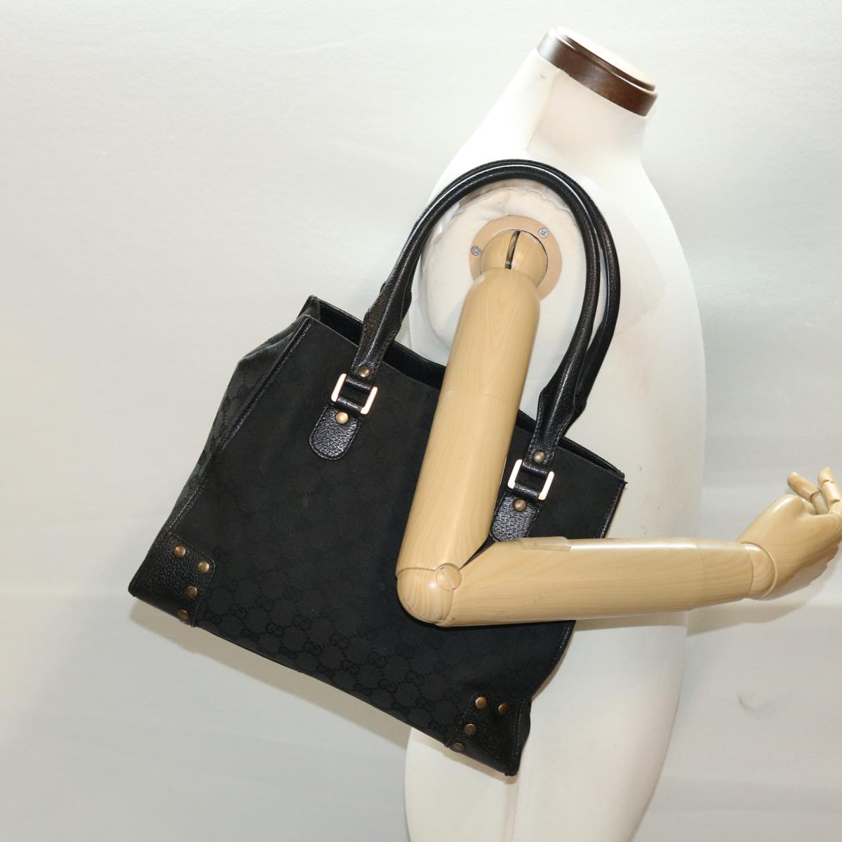 GUCCI GG Canvas Tote Bag Black 124260 43271