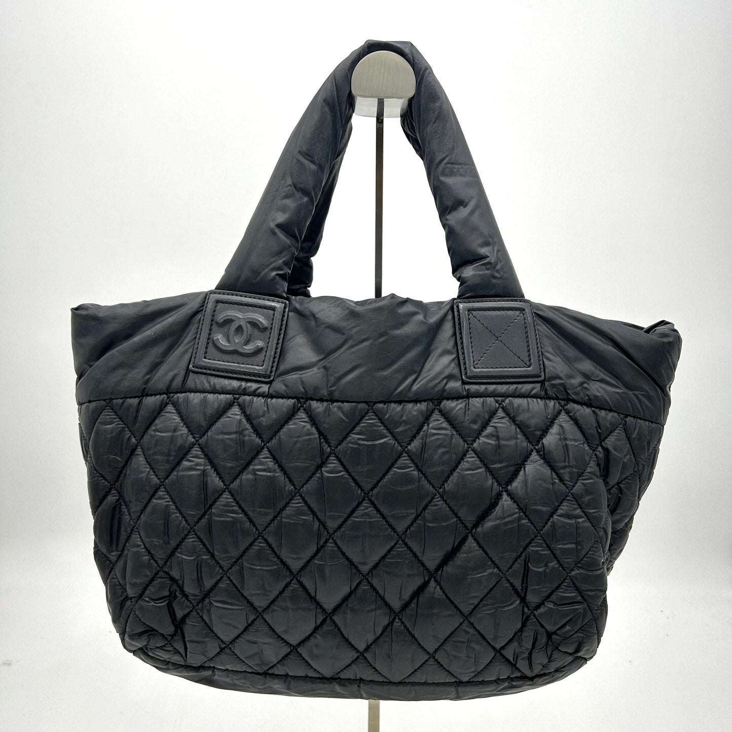 Pre-owned CHANEL Nylon Quilted Small Coco Cocoon Tote Black LA1465