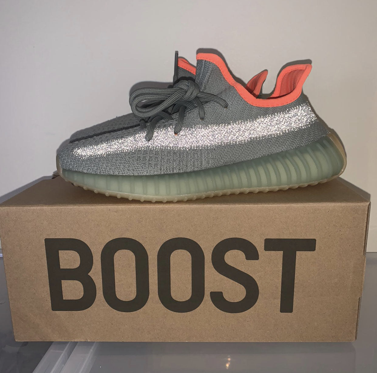 GLM - Yzy 350 Gray Orange Sneaker