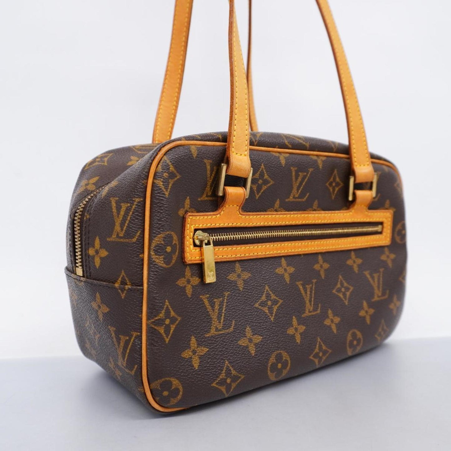Louis Vuitton Cite Canvas Shoulder Bag ()