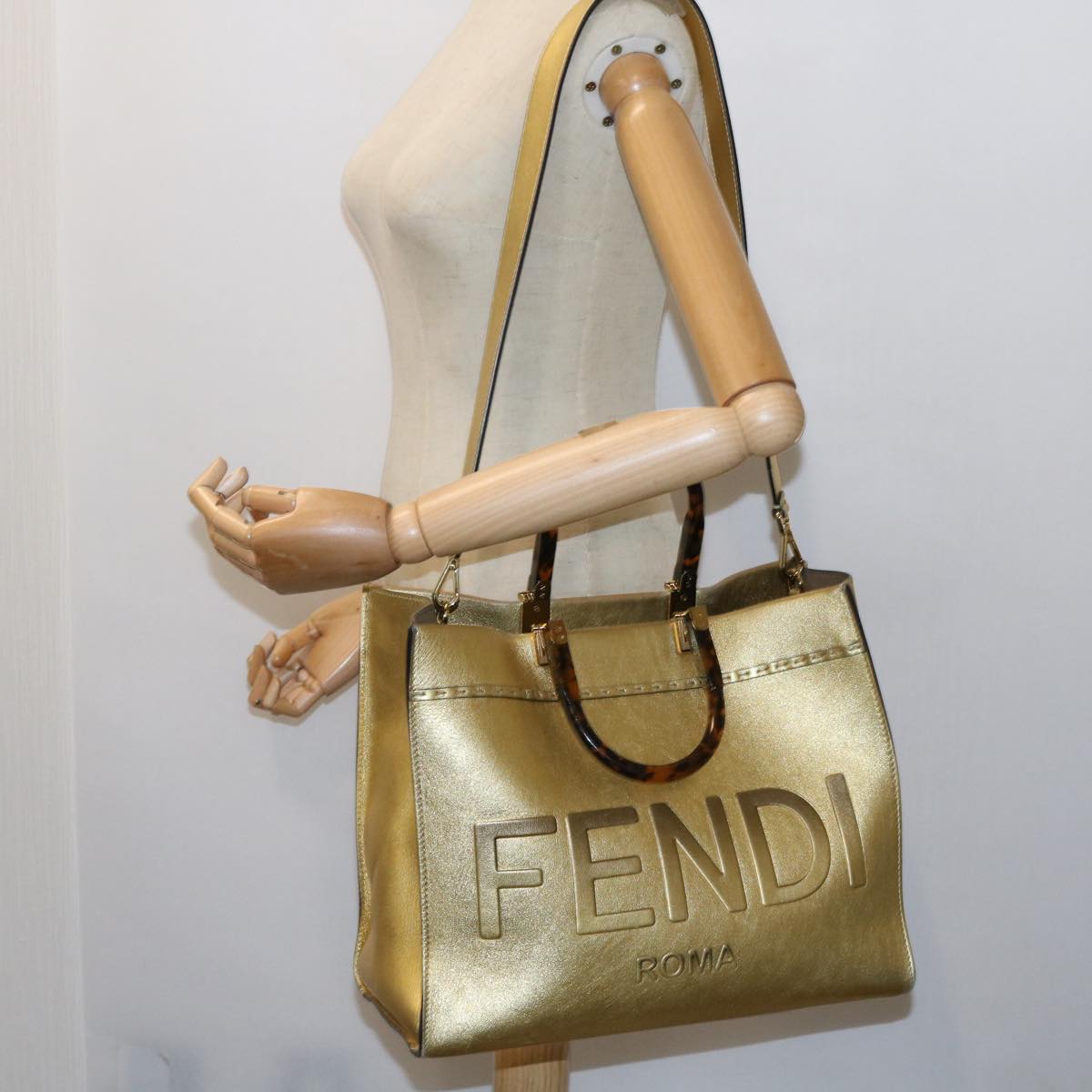 FENDI Shoulder Bag Leather Gold 57059
