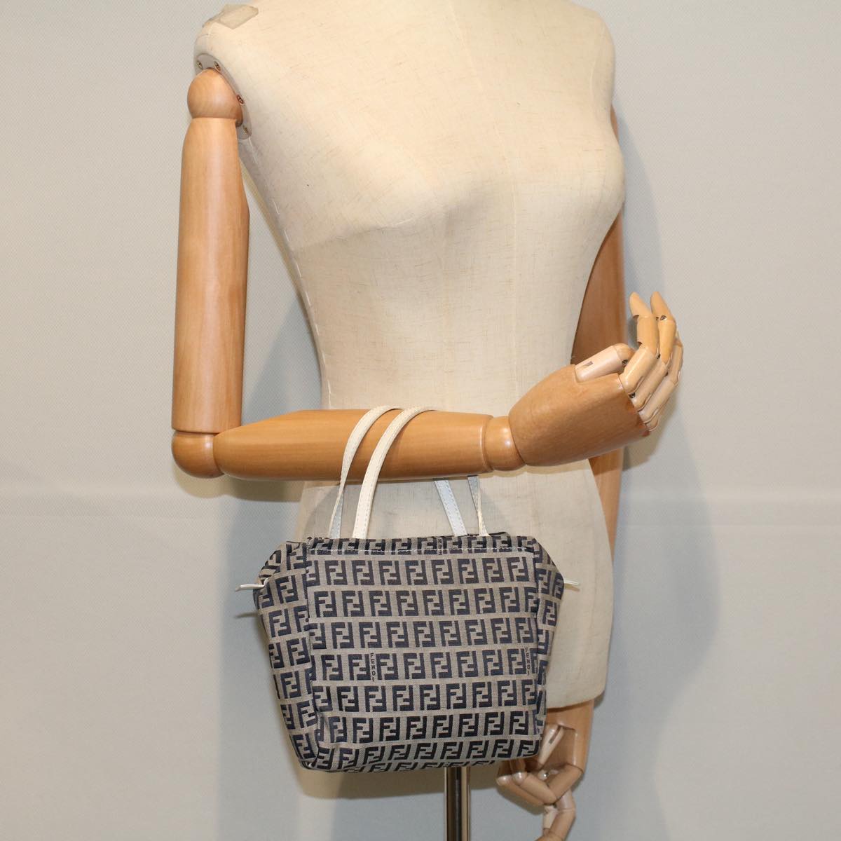 FENDI Zucchino Canvas Hand Bag Navy 60500