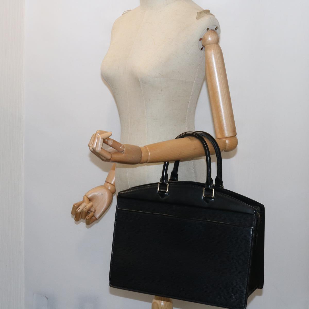 LOUIS VUITTON Epi Riviera Hand Bag Noir Black M48182 LV 63457