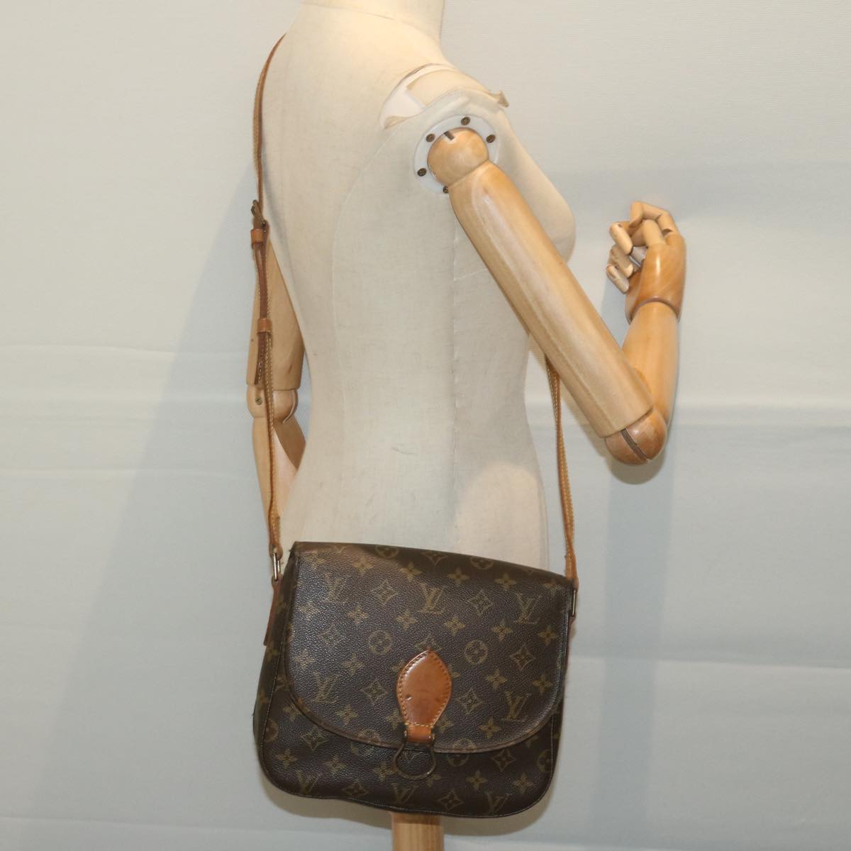 LOUIS VUITTON Monogram Saint Cloud GM Shoulder Bag M51242 LV 64545