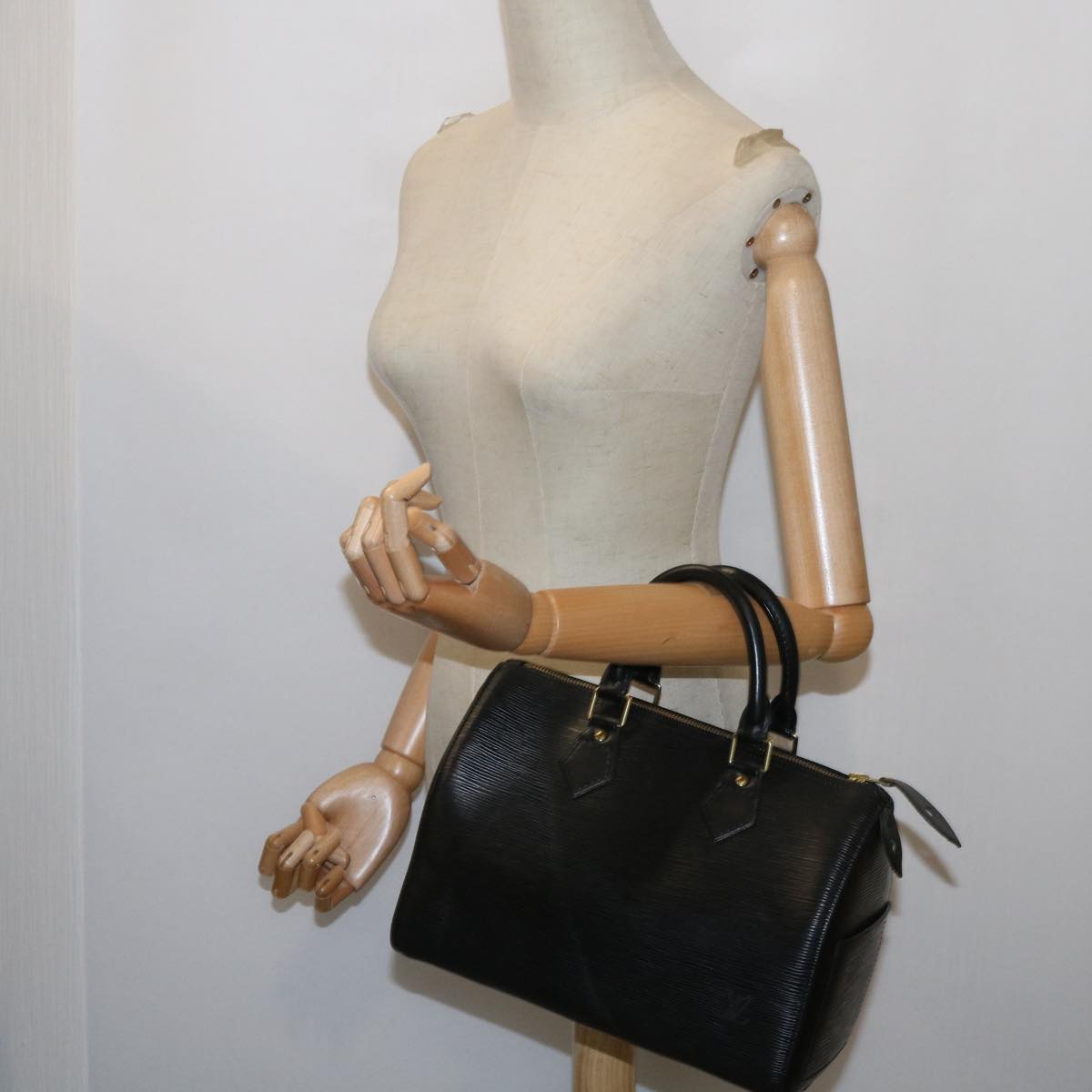LOUIS VUITTON Epi Speedy 25 Hand Bag Black M43012 LV 64590