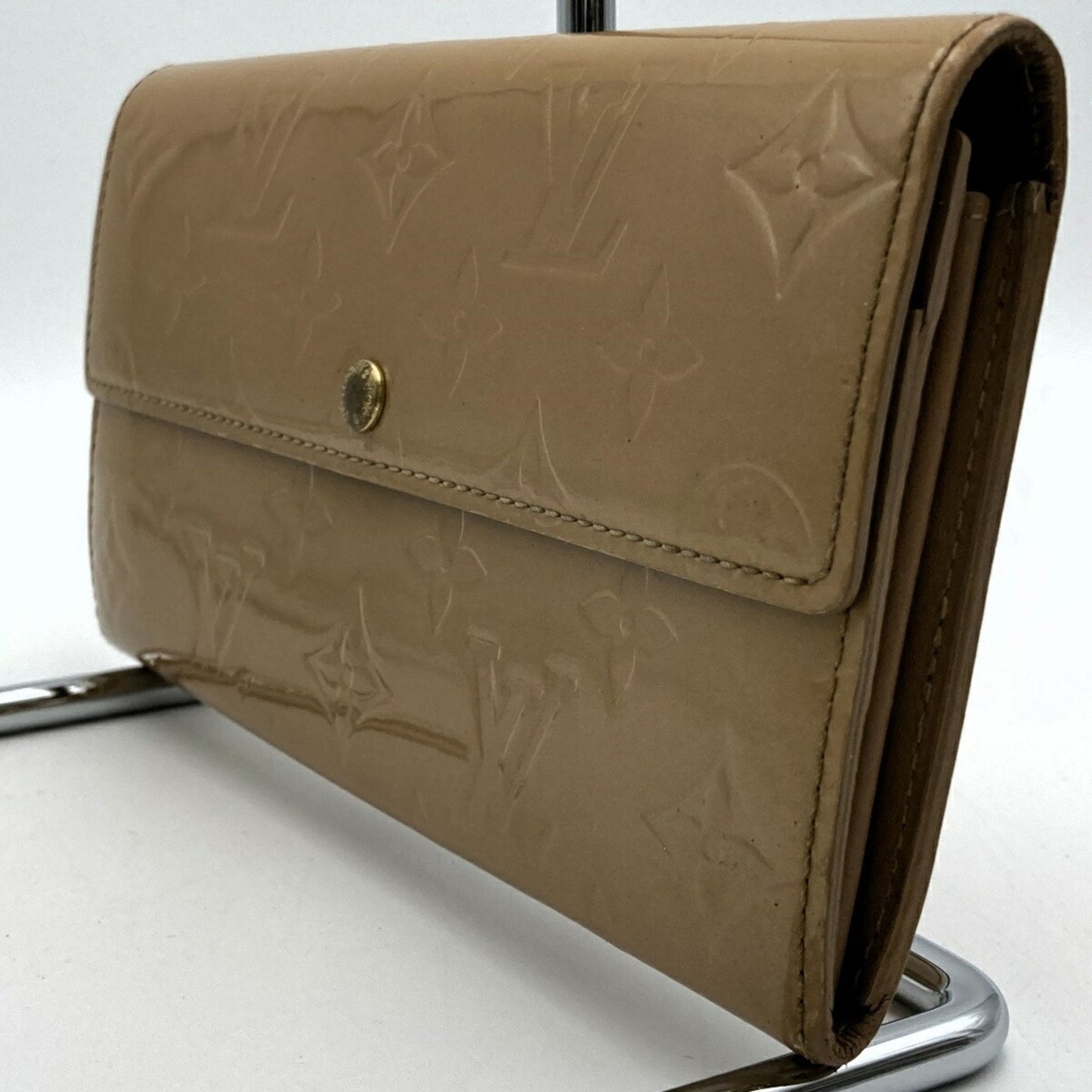 Louis Vuitton Sarah Patent Leather Wallet ()