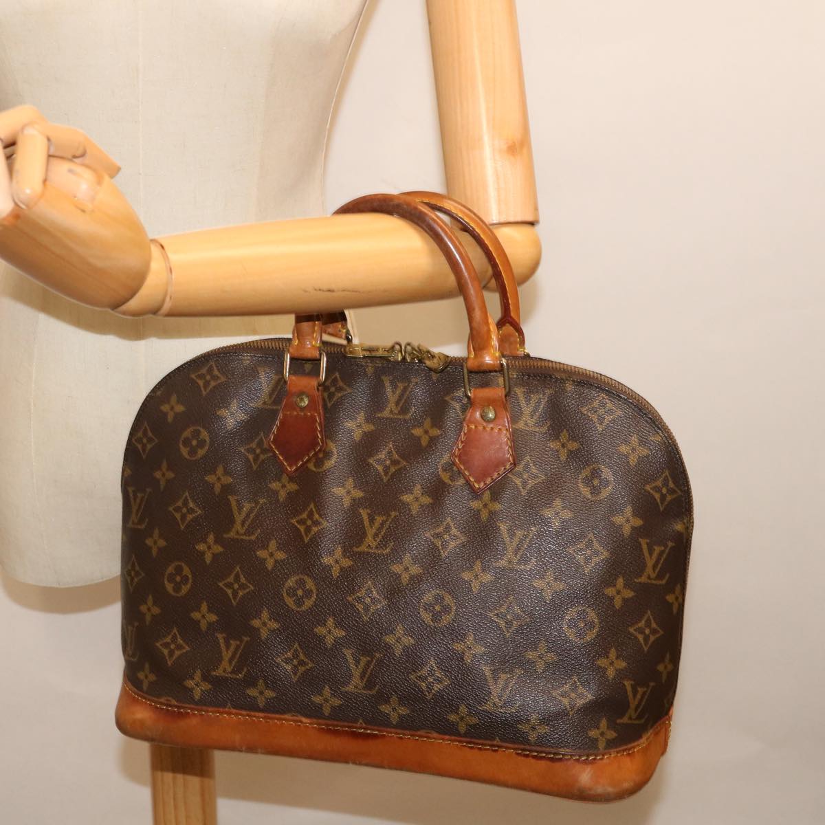 LOUIS VUITTON Monogram Alma Hand Bag M51130 LV 69599