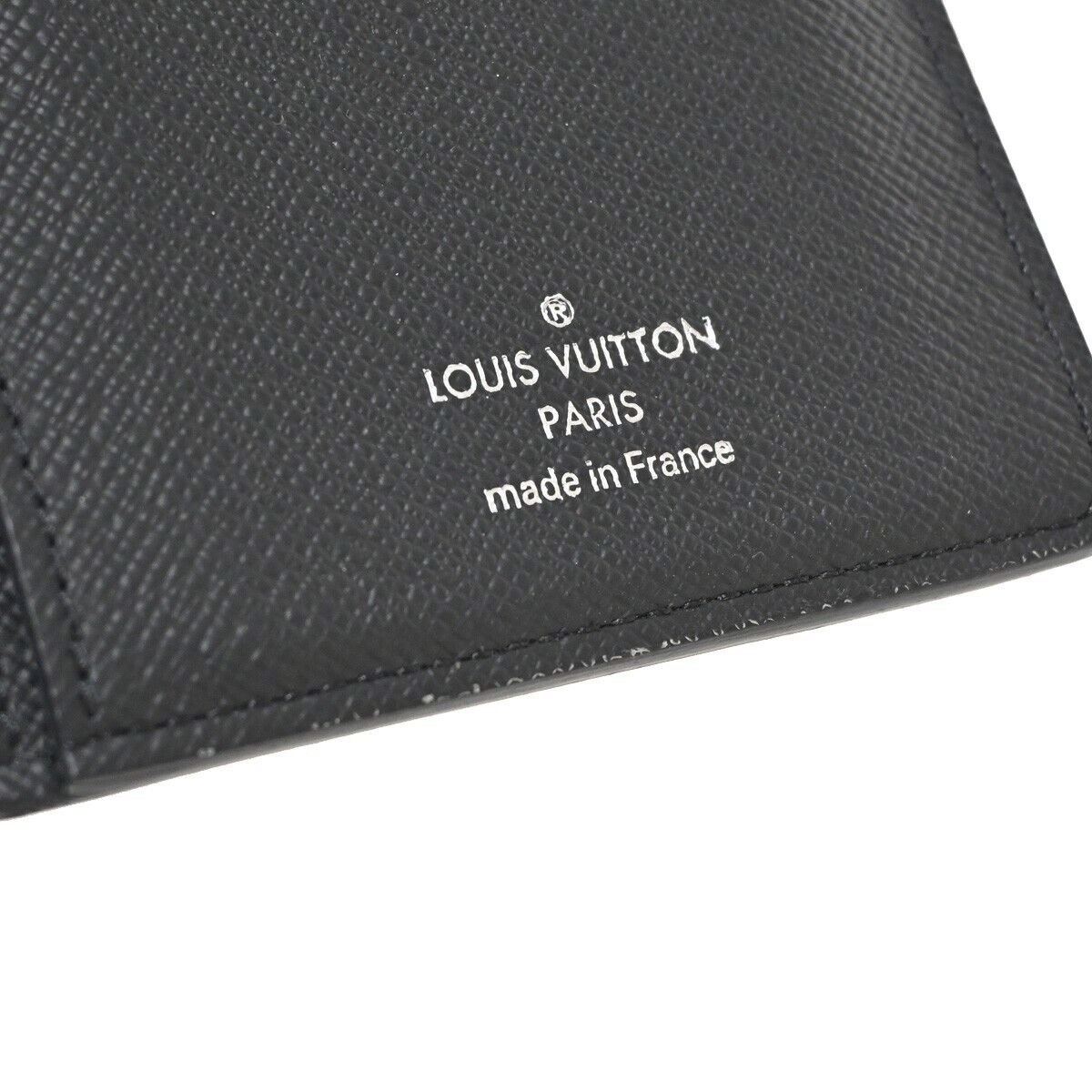 Louis Vuitton Portefeuille Brazza Canvas Wallet ()