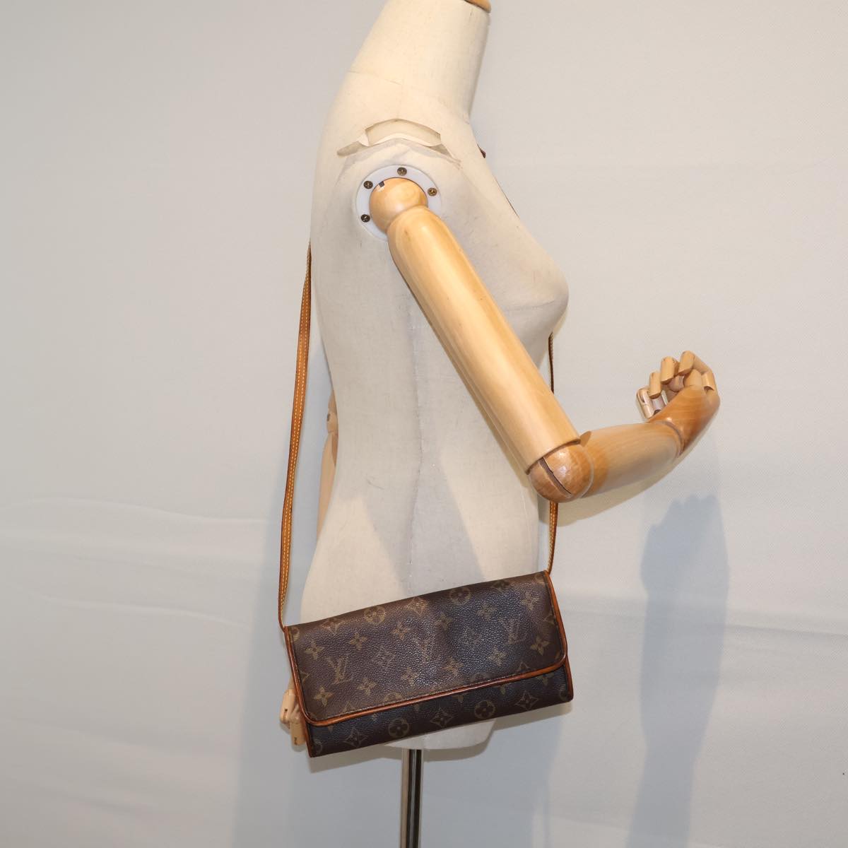 LOUIS VUITTON Monogram Pochette Twin GM Shoulder Bag M51852 LV 70699