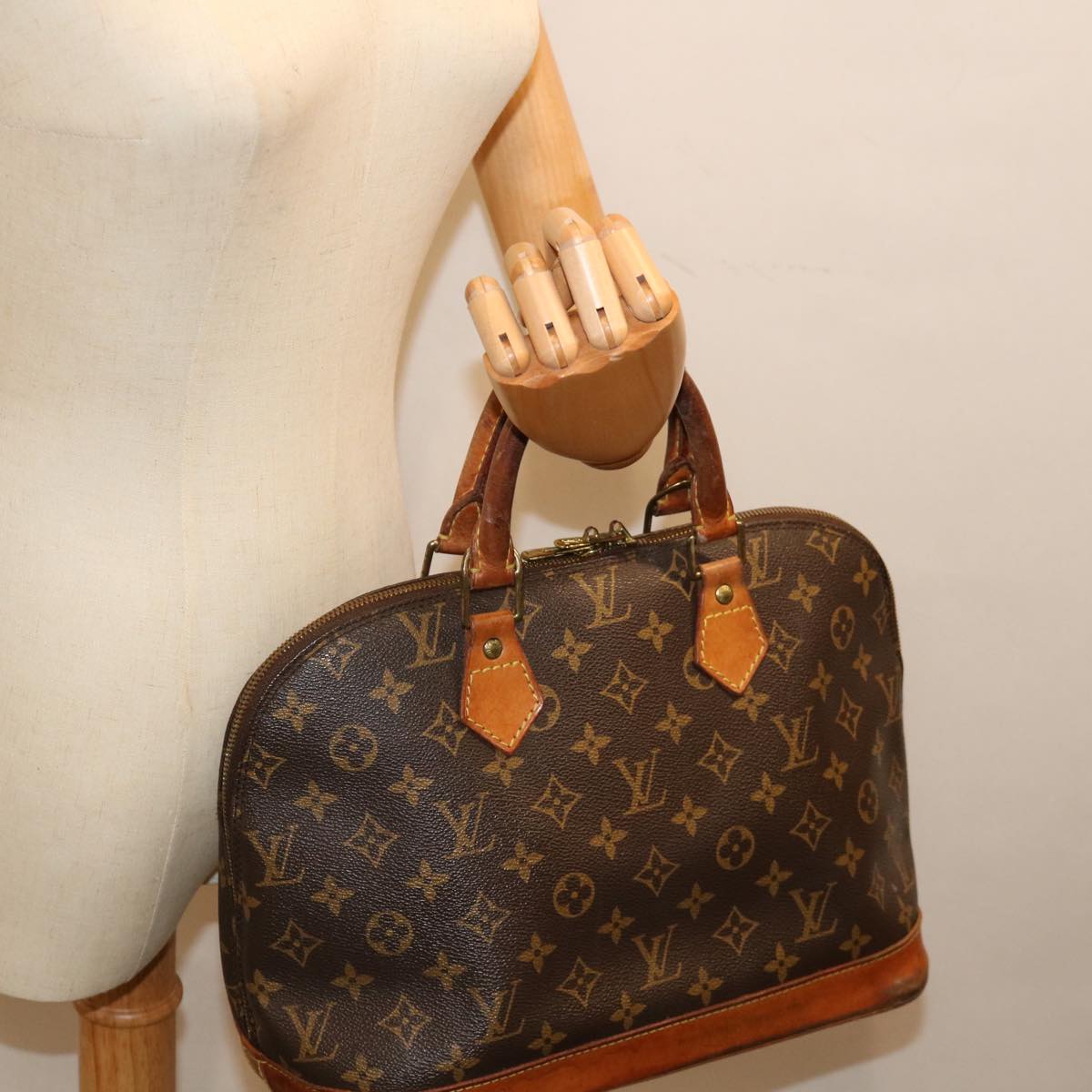 LOUIS VUITTON Monogram Alma Hand Bag M51130 LV 71170