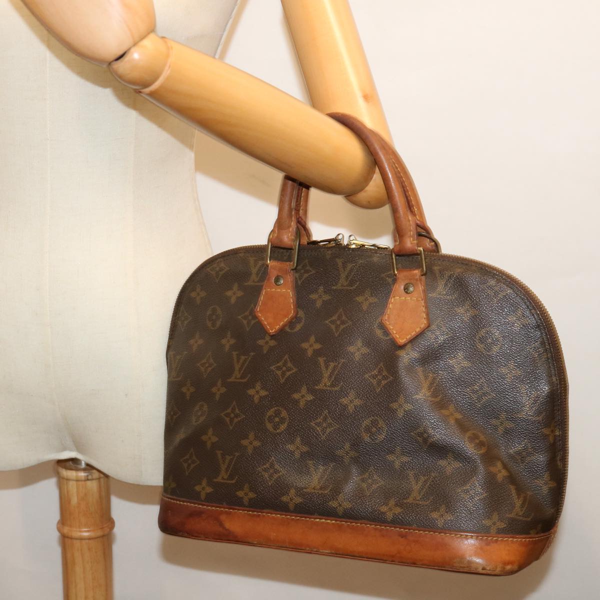 LOUIS VUITTON Monogram Alma Hand Bag M51130 LV 71253