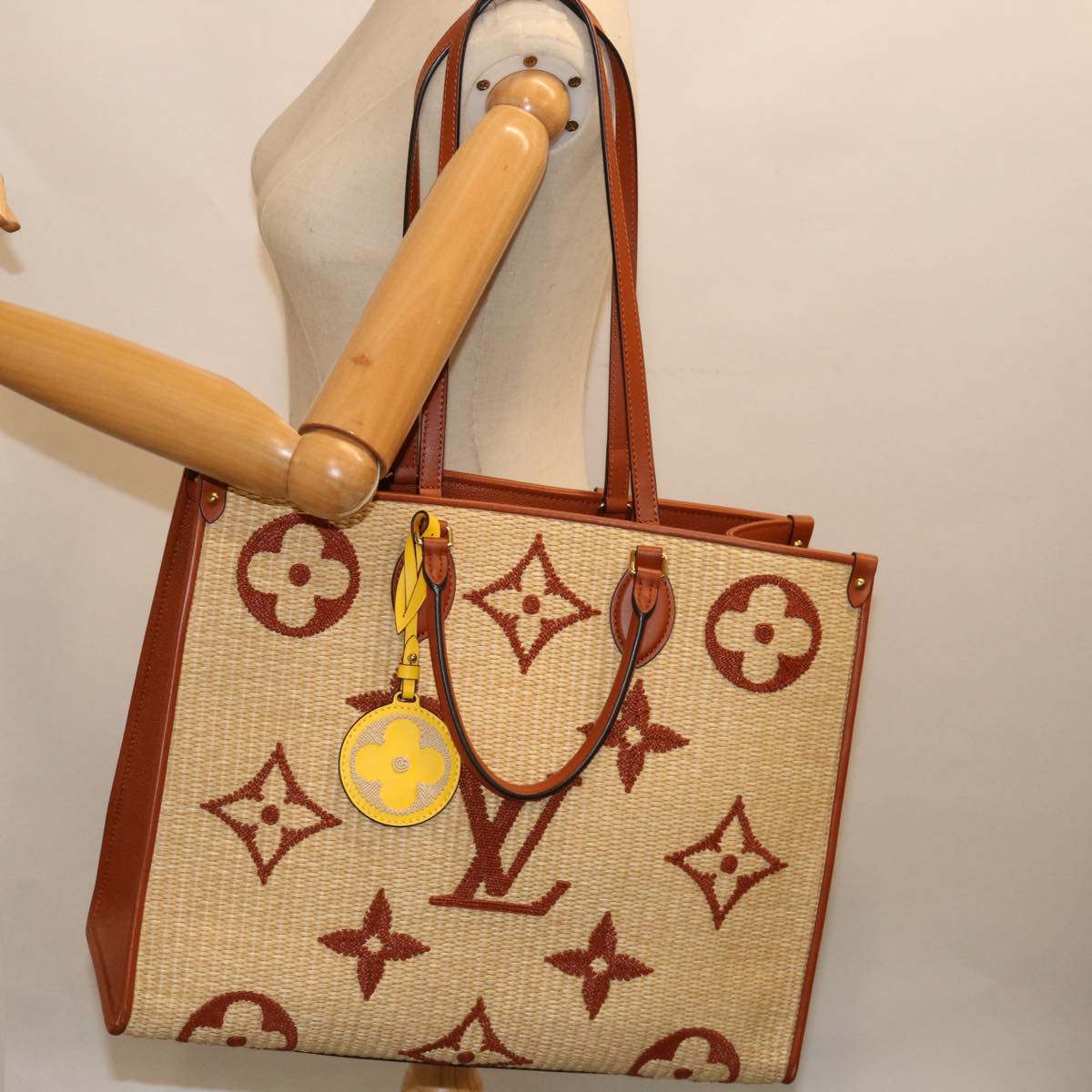 LOUIS VUITTON Monogram Raffia On The Go GM Tote Bag Beige M57644 LV 71272SA