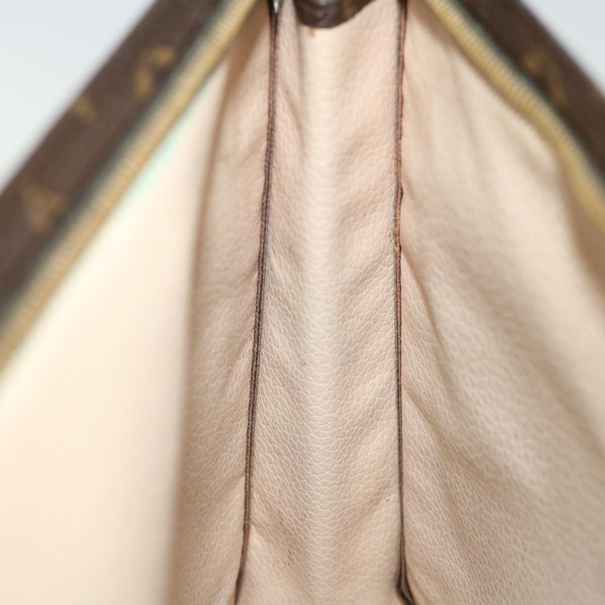 LOUIS VUITTON Monogram Poche Toilette 26 Pouch M47542 LV 71389