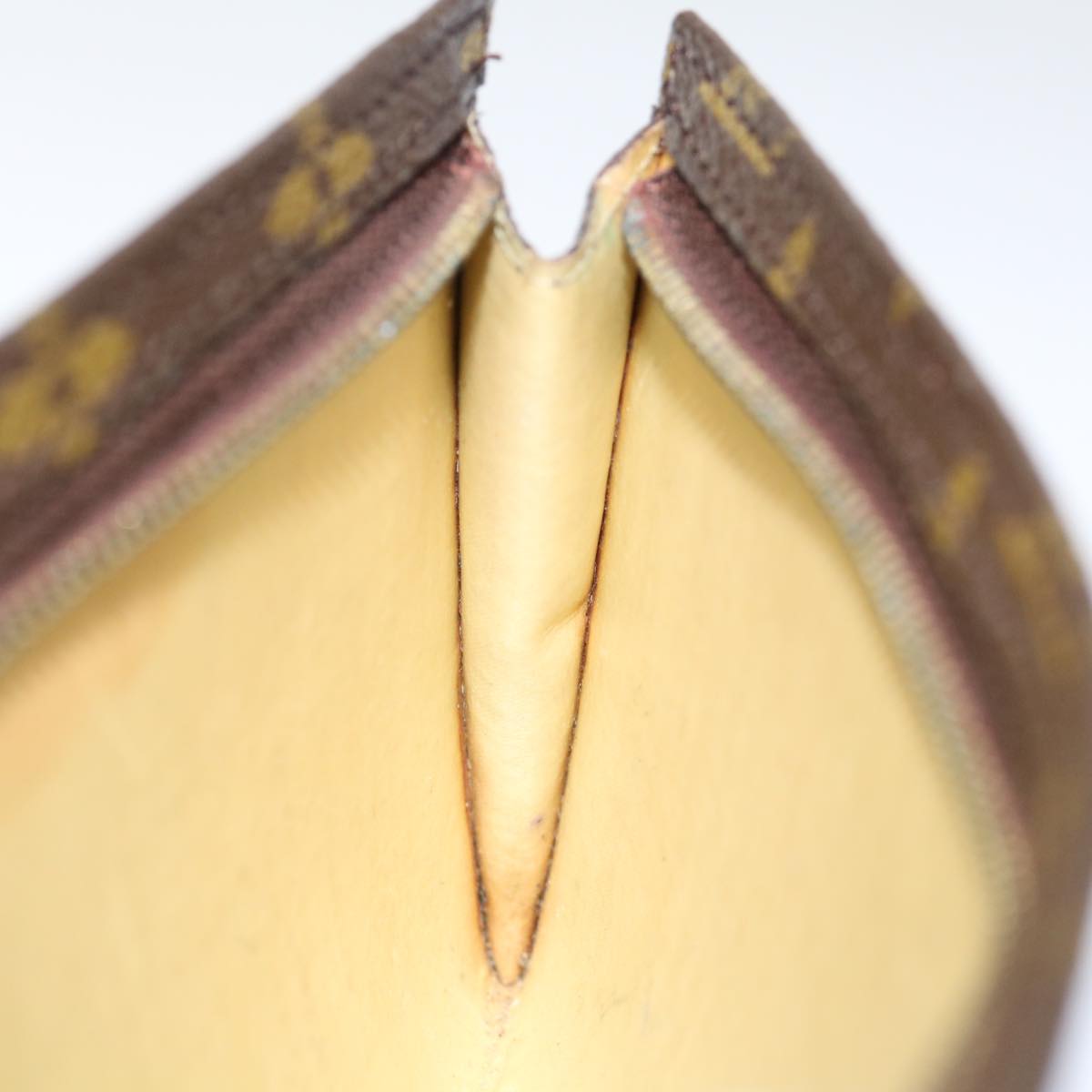 LOUIS VUITTON Monogram Bucket GM Pouch Accessory Pouch Vintage LV 71731