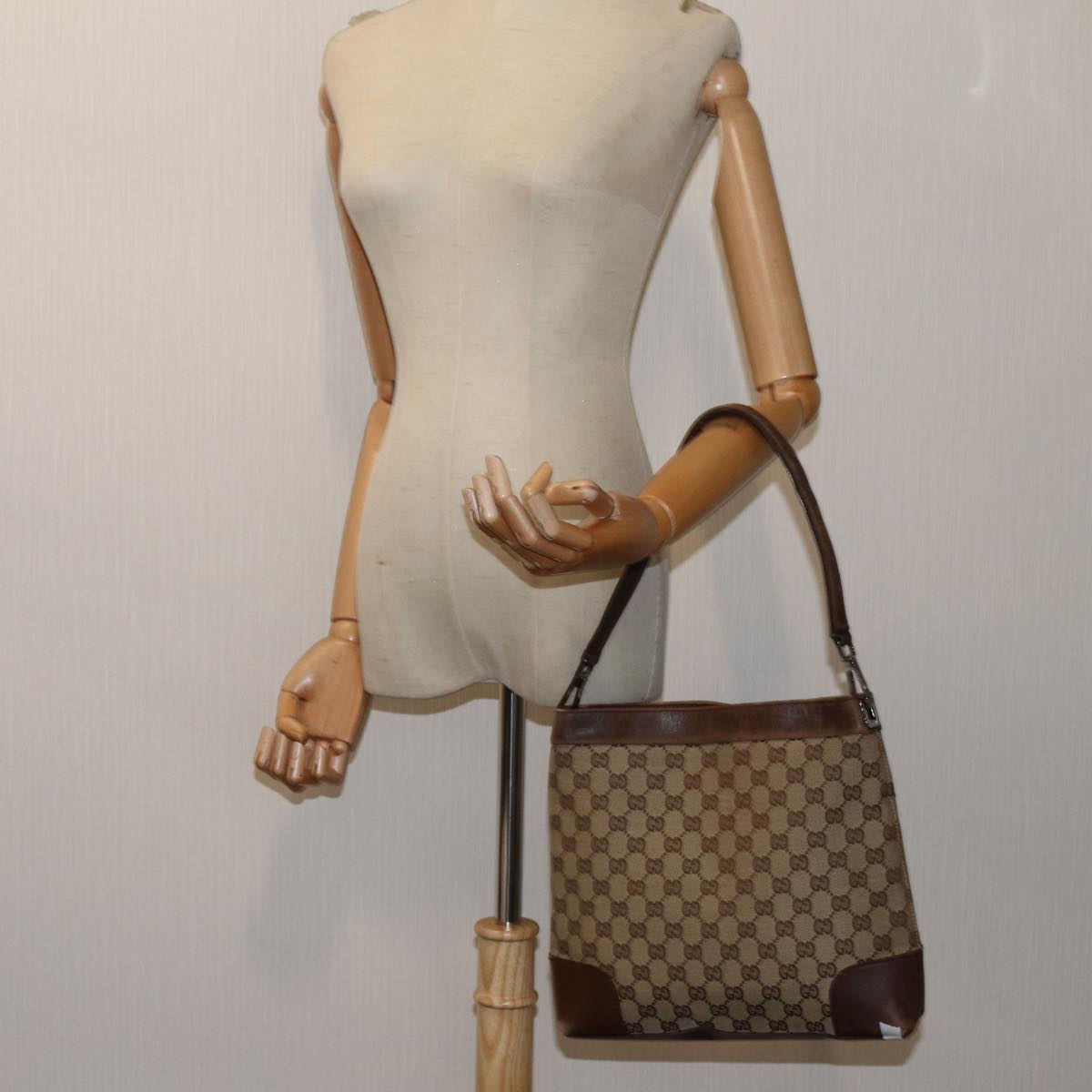 GUCCI GG Canvas Shoulder Bag Beige 33900 71788