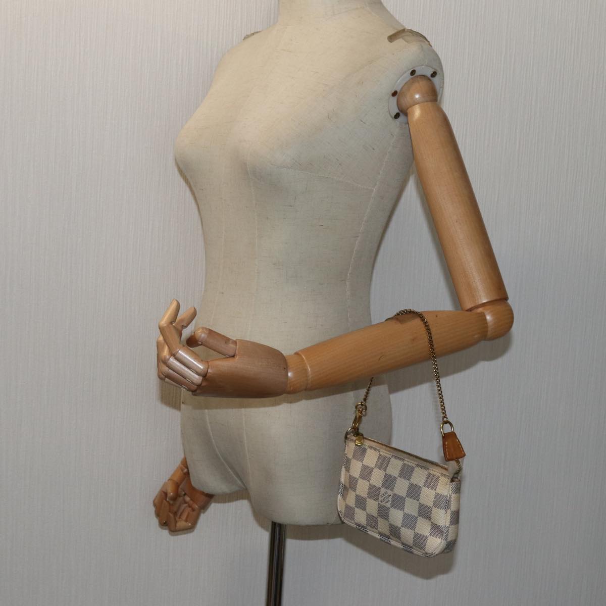 LOUIS VUITTON Damier Azur Mini Pochette Accessoires Pouch N58010 LV 72313