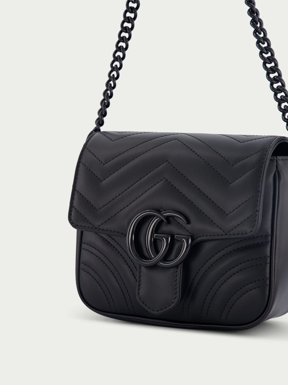 GG Marmont Matelassé Shoulder Bag