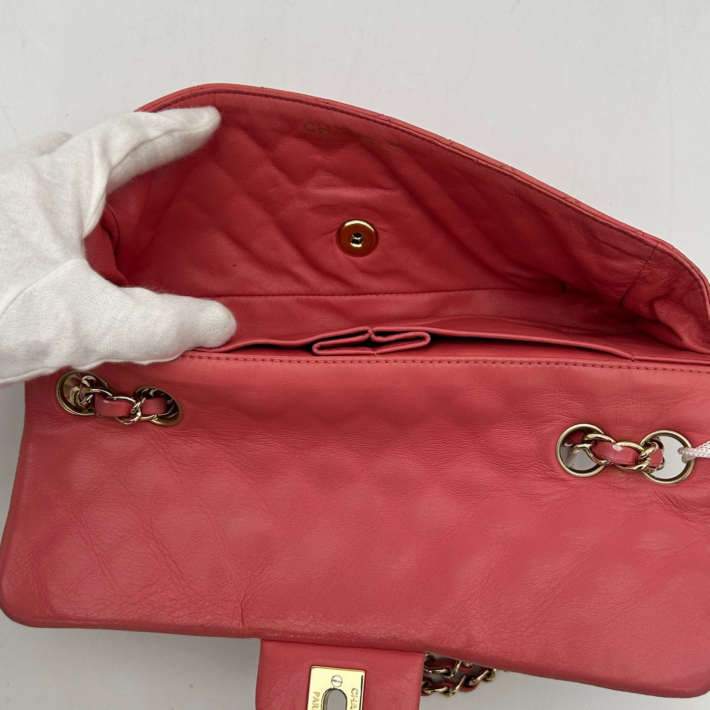Chanel Camellia Charm Single Flap Bag LA3010