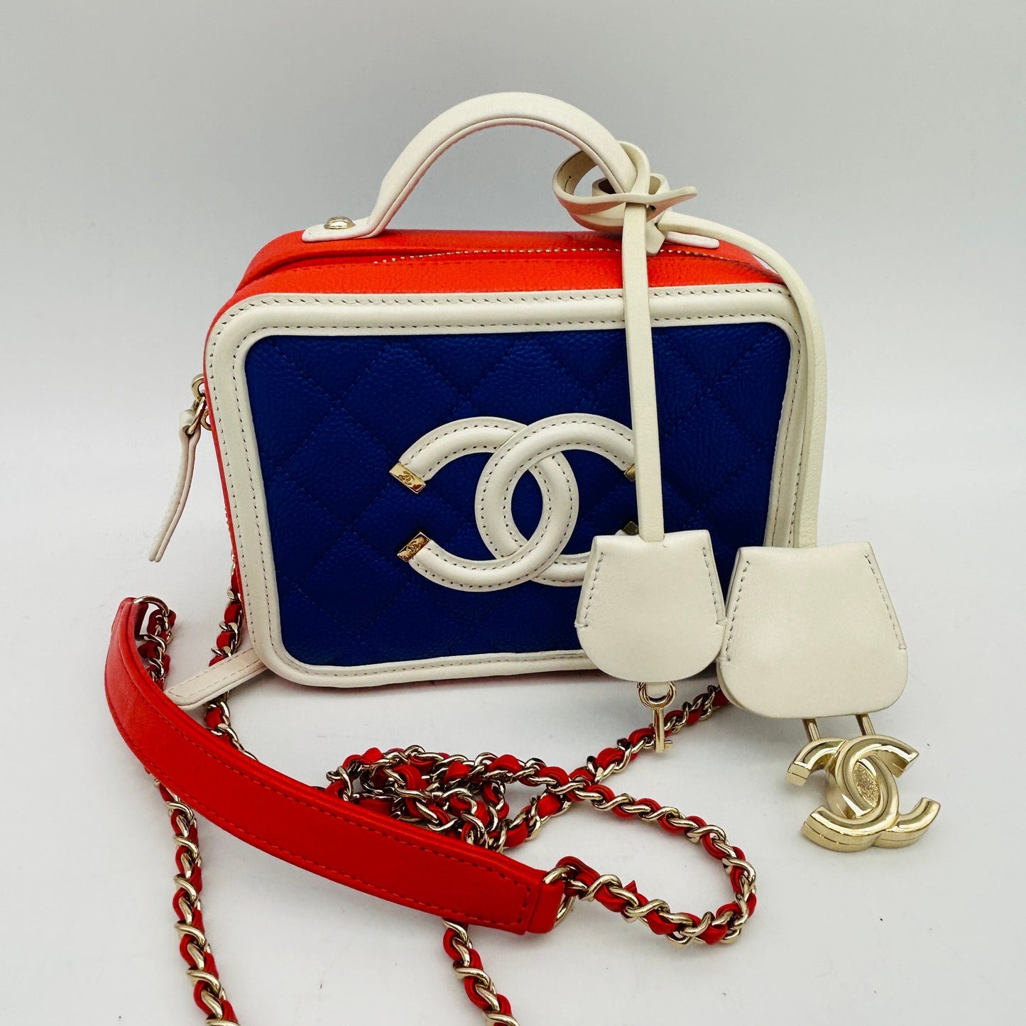 Chanel Small Filigree Vanity Case GP10147364