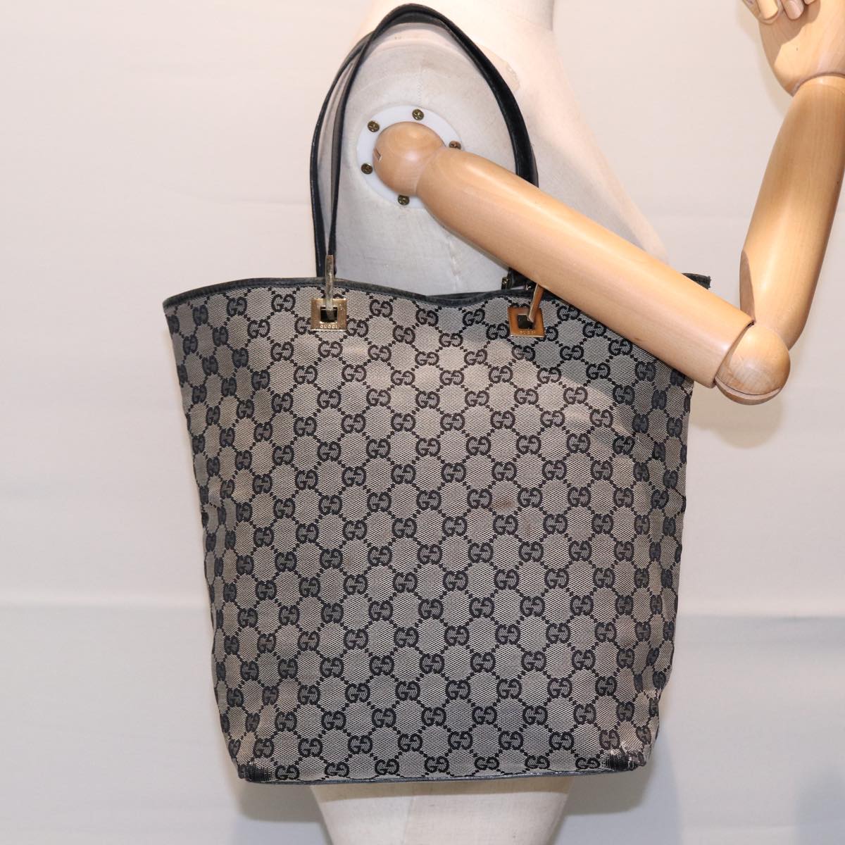 GUCCI GG Canvas Tote Bag Black Gold 002 1098 88954