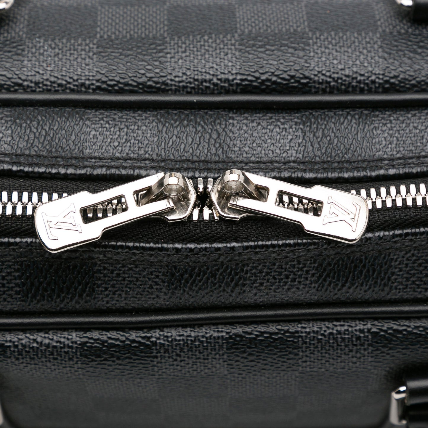 Louis Vuitton Porte-Documents Voyage Damier Graphite Canvas