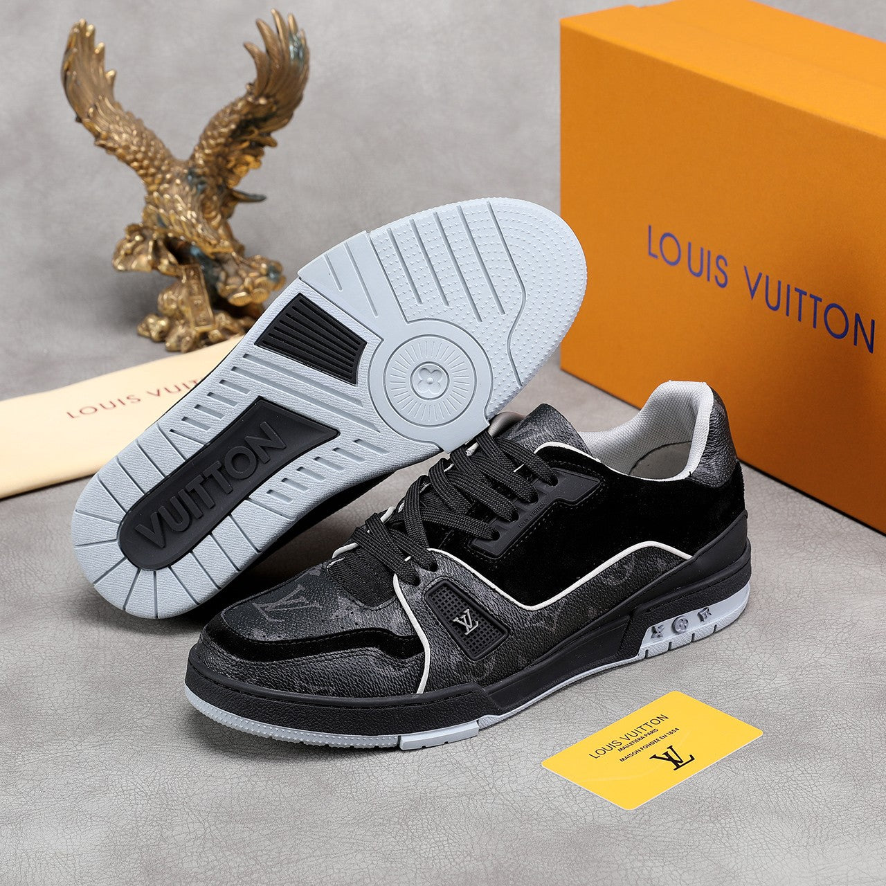 GLM - Luv Rivoli In Black Sneaker