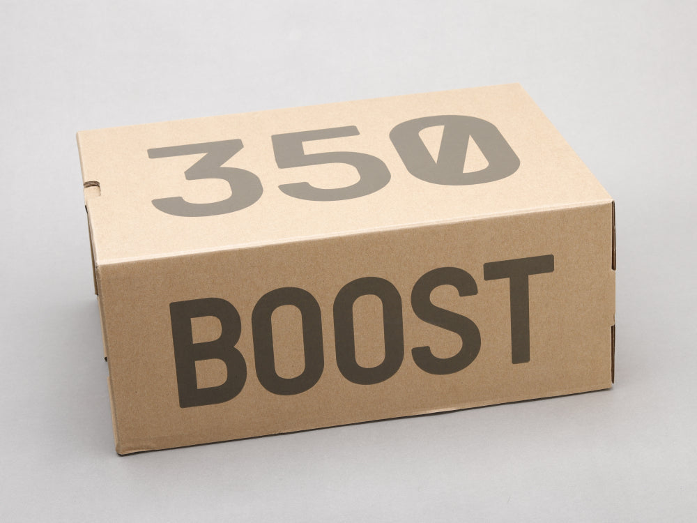 GLM - Yzy 350 Carbon Black Sesame Sneaker