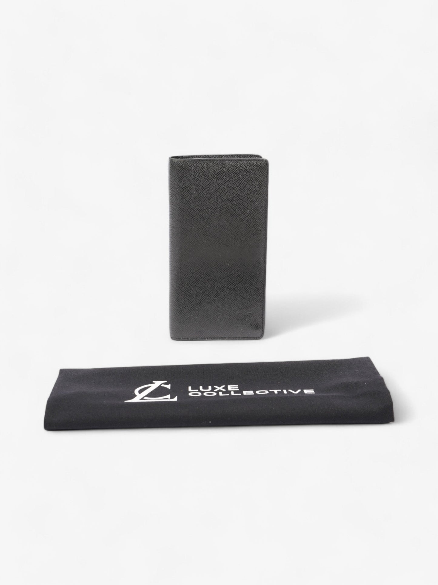 Louis Vuitton Taiga Portefeuille Brazza Long Wallet Black Leather