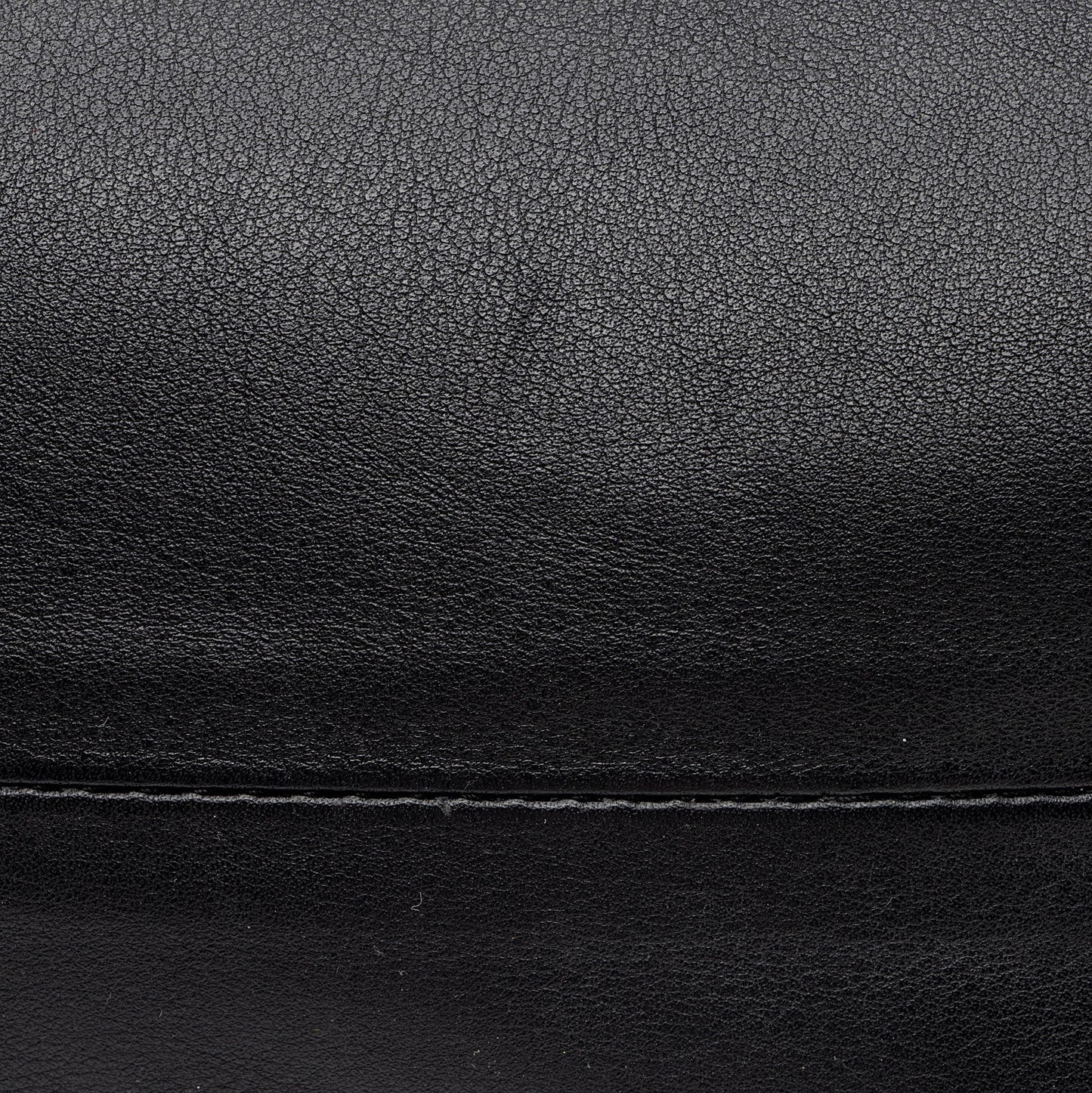 Bottega Veneta Calfskin The Chain Pouch (SHF-6ijP3Y)
