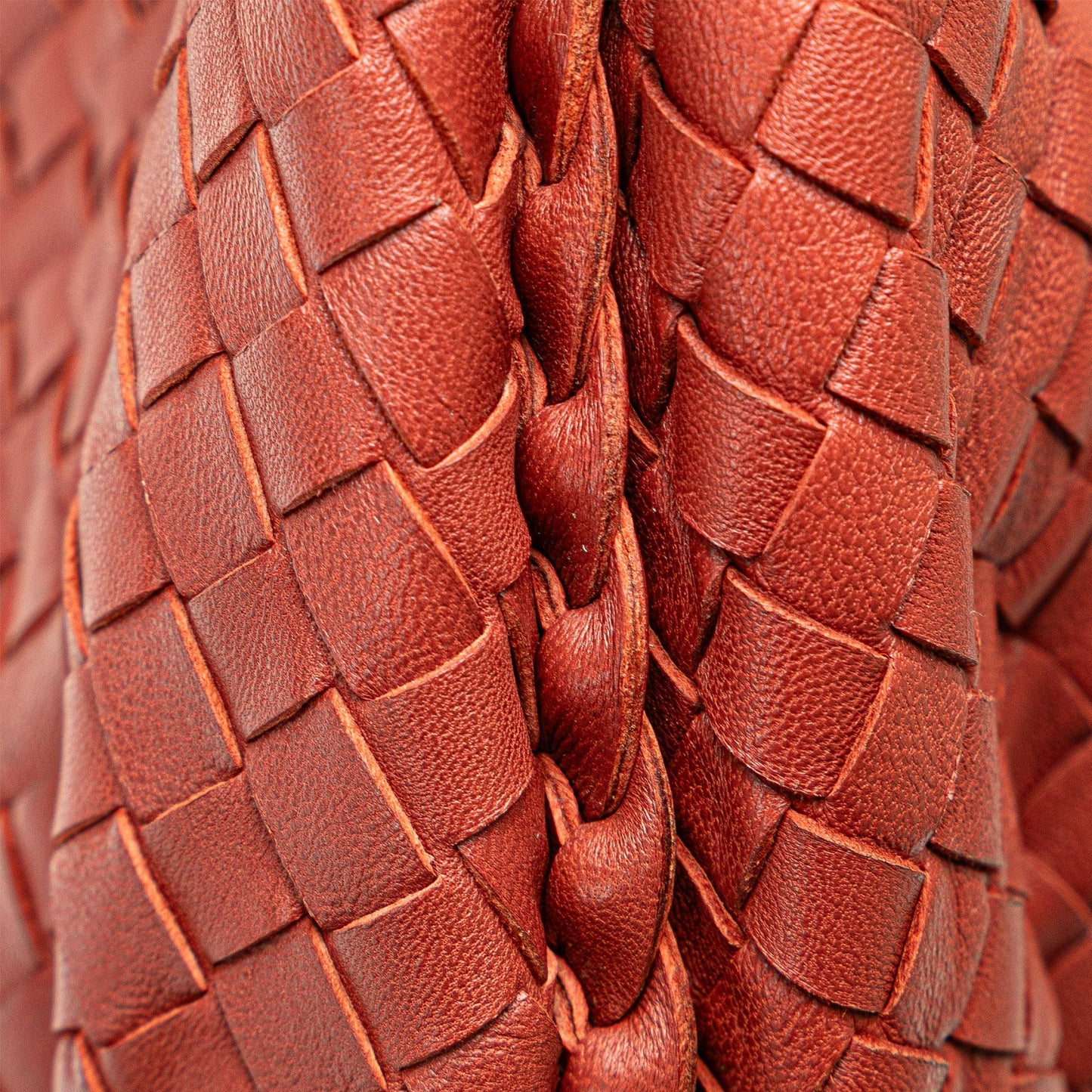 Bottega Veneta Intrecciato Belly Hobo Bag (SHG-TZBKMC)
