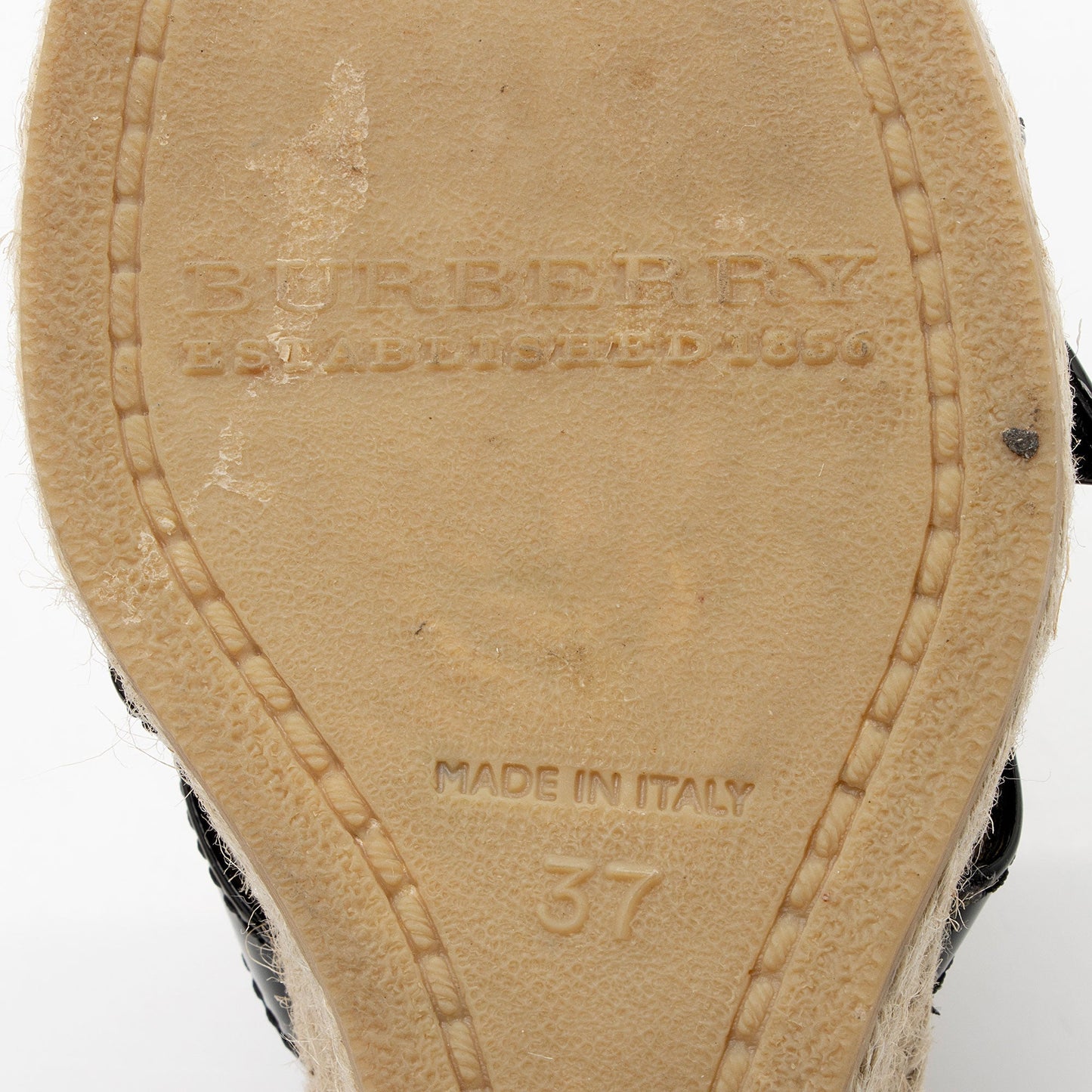 Burberry Patent Leather Check Wedge Sandals - Size 7 / 37 (SHF-lauoUK)