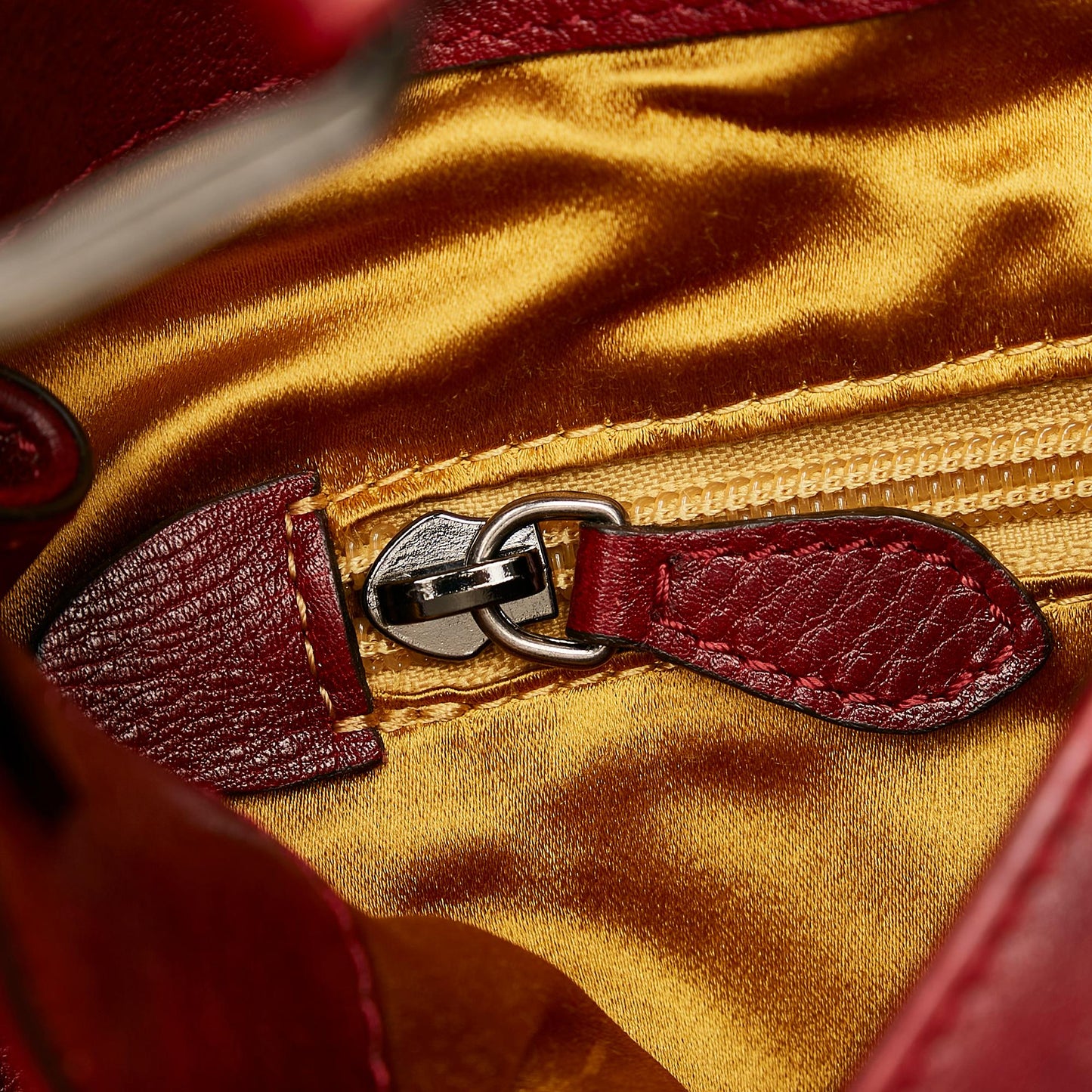Celine Leather Shoulder Bag (SHG-28436)