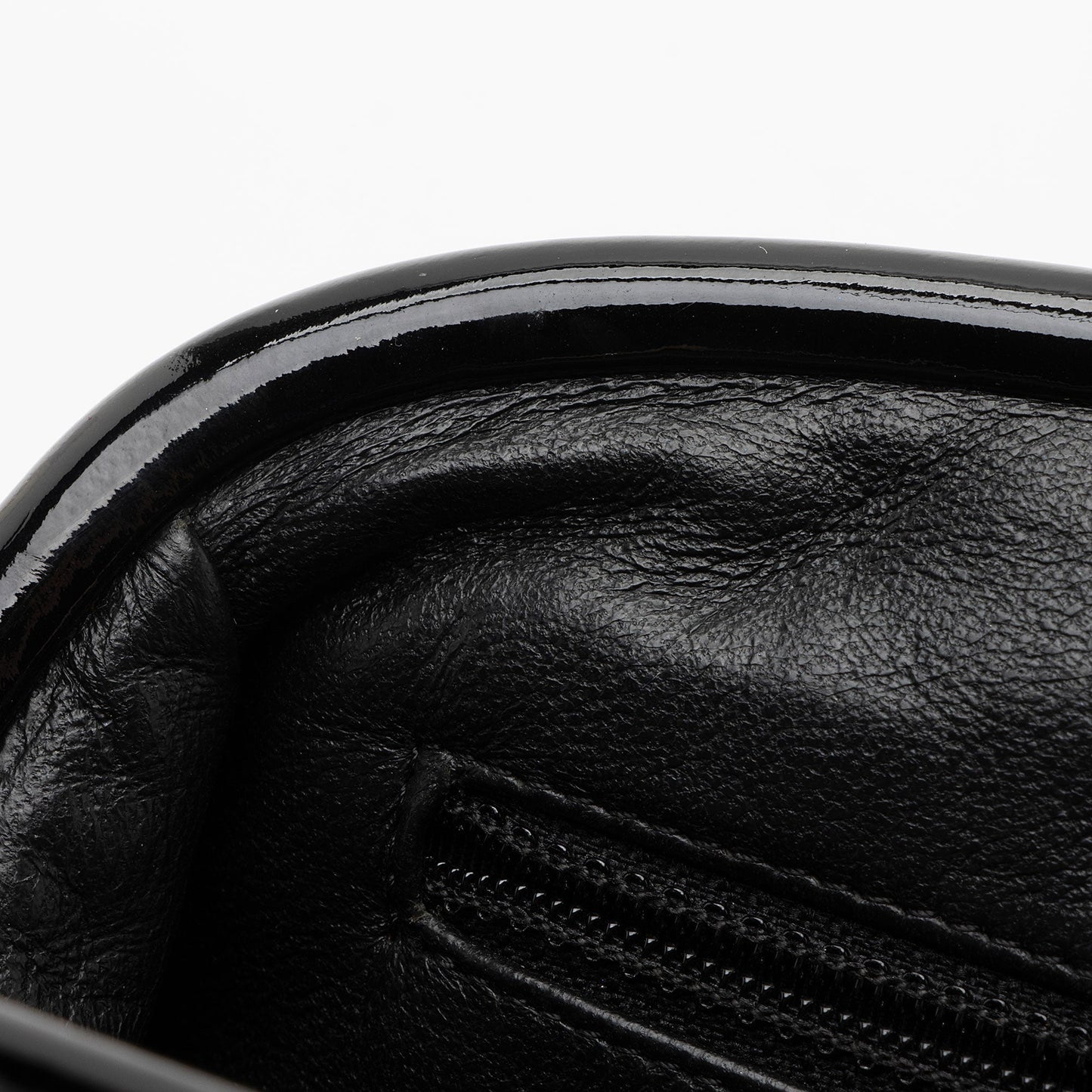 Chanel Patent Leather Timeless Clutch (SHF-QRt3pK)