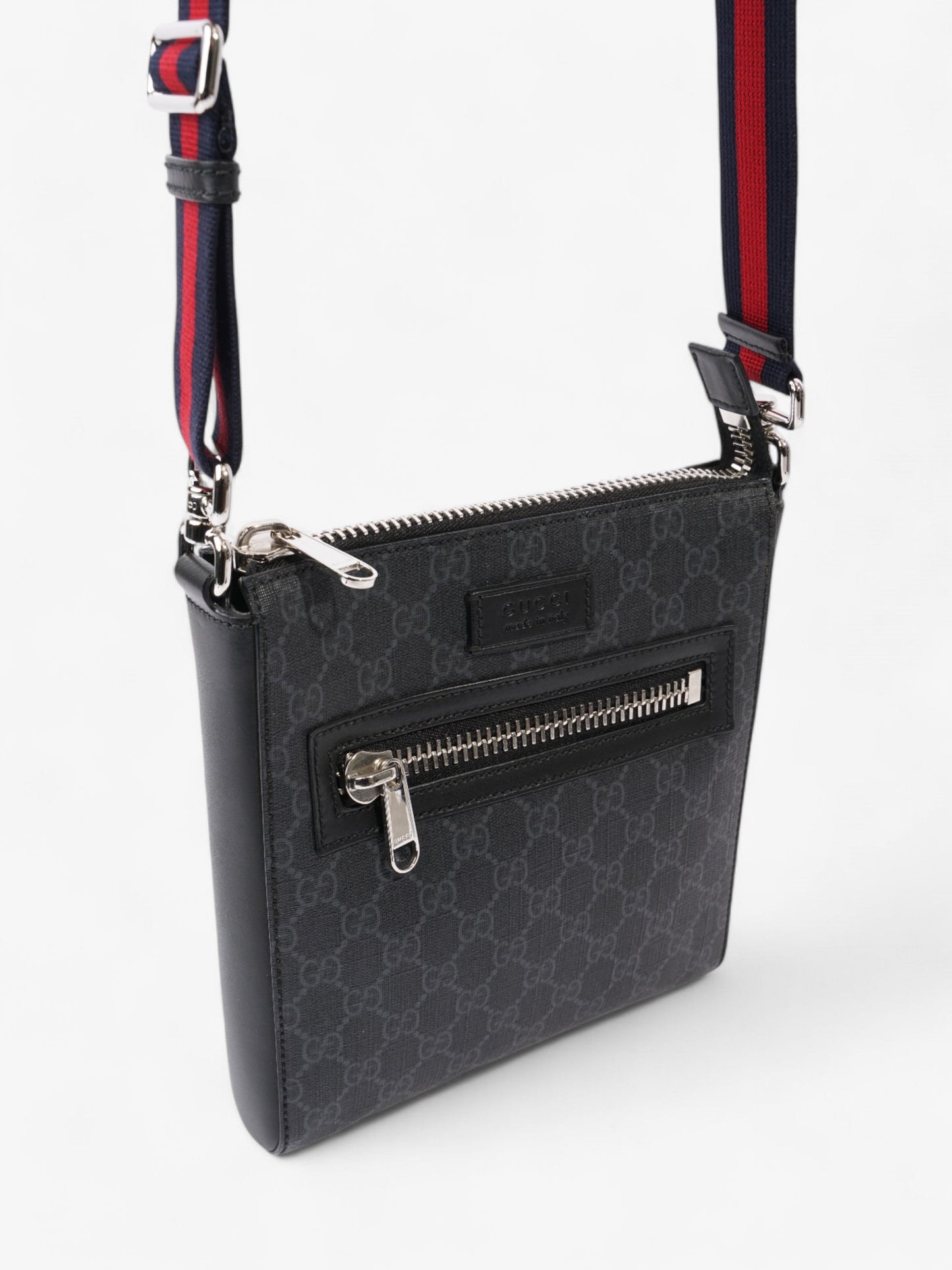 Gucci Messenger Bag Black / GG Supreme Canvas Small