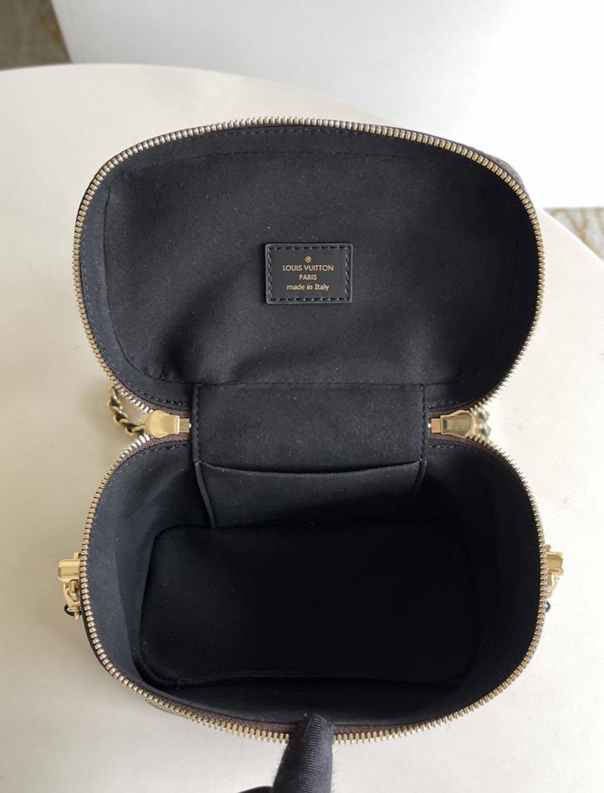 Louis Vuitton VAN PM